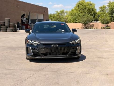 Used 2022 Audi e-tron GT Prestige w/ Prestige Package AWD/4WD image 3