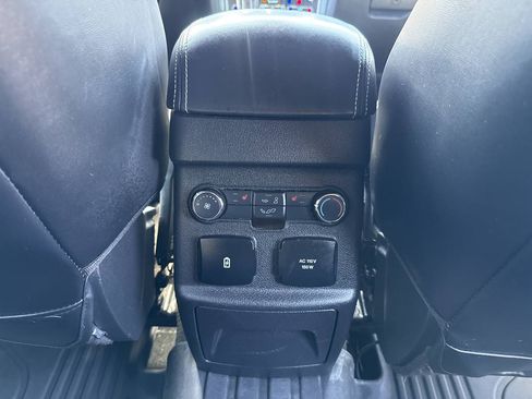 Used 2017 Ford Explorer Platinum AWD/4WD image 31