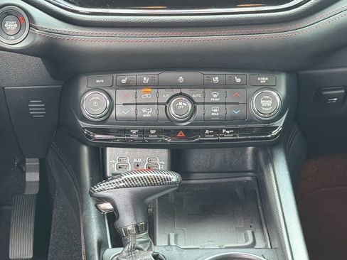 Used 2022 Dodge Durango R/T AWD/4WD image 24