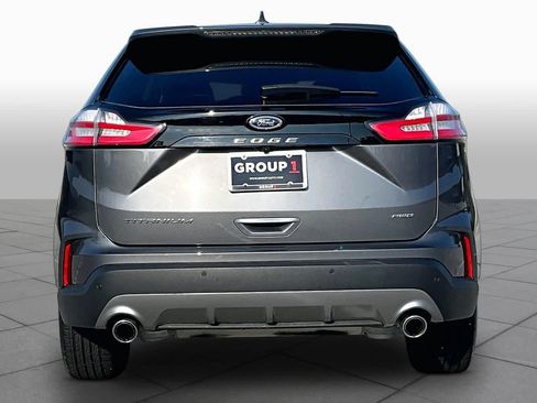 Used 2023 Ford Edge Titanium AWD/4WD image 5