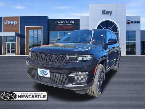 New 2025 Jeep Grand Cherokee 4WD image 1