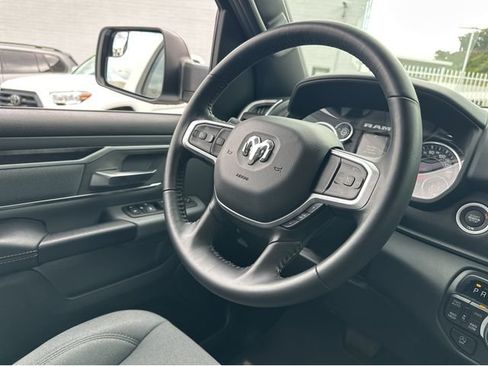 Used 2023 RAM 1500 Big Horn AWD/4WD image 7