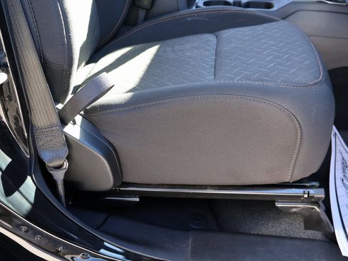 Used 2024 Jeep Gladiator Mojave w/ Technology Group image 10