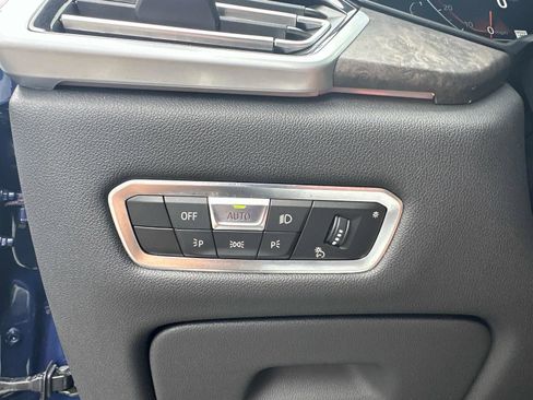 Used 2023 BMW X5 xDrive40i w/ Premium Package image 29