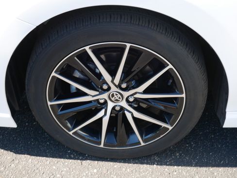 Certified 2024 Toyota Camry SE FWD image 16