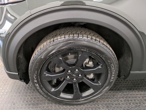 Used 2022 Ford Explorer ST-Line w/ Class IV Trailer Tow Package image 7