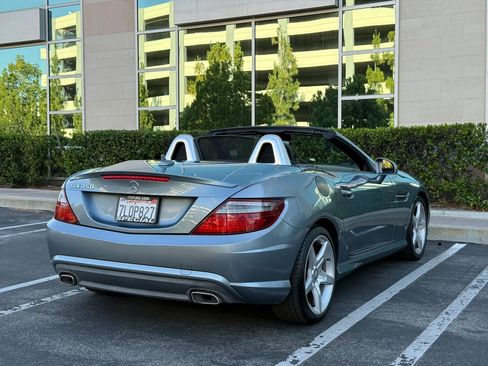 Used 2012 Mercedes-Benz SLK 350 image 5
