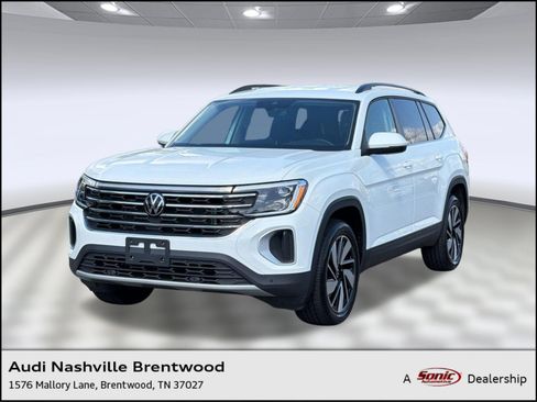 Used 2024 Volkswagen Atlas SE FWD image 1