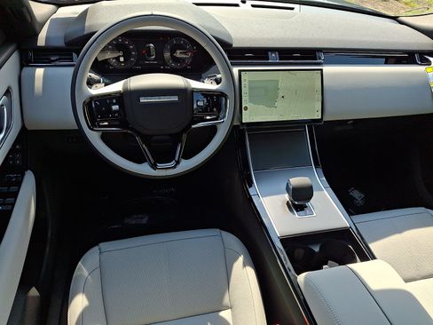 New 2026 Land Rover Range Rover Velar S AWD/4WD image 8