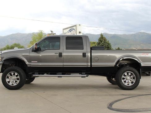 Used 2005 Ford F350 Lariat AWD/4WD image 39