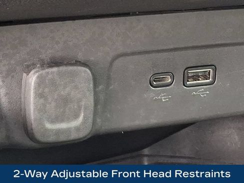 Used 2025 Chevrolet Trax ACTIV w/ Sunroof Package FWD image 17