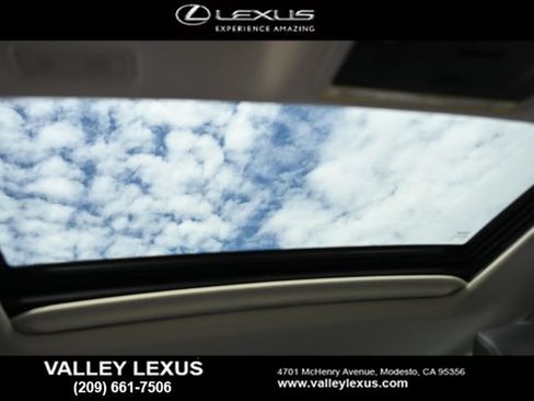 Certified 2025 Lexus ES 300h w/ Premium Package FWD image 6