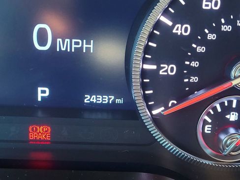 Used 2022 Kia Telluride SX w/ Towing Package FWD image 28