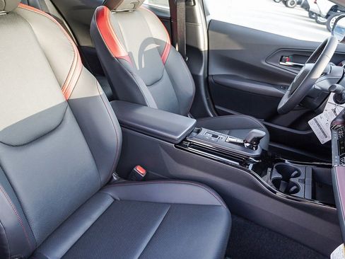 New 2026 Toyota Prius Plug-In Hybrid FWD image 30