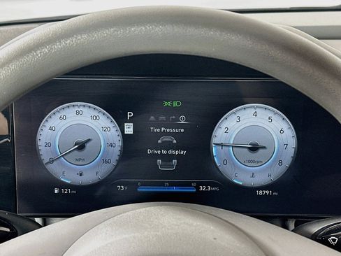 Certified 2024 Hyundai Elantra SEL FWD image 12