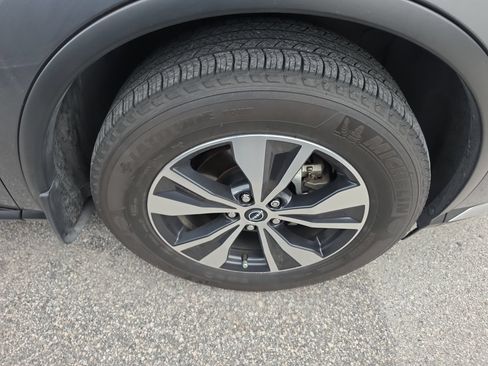 Used 2024 Nissan Murano SV FWD image 8