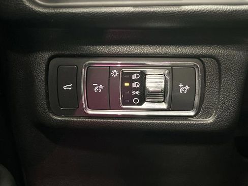 Used 2022 Lincoln Corsair AWD w/ Premium Package image 28