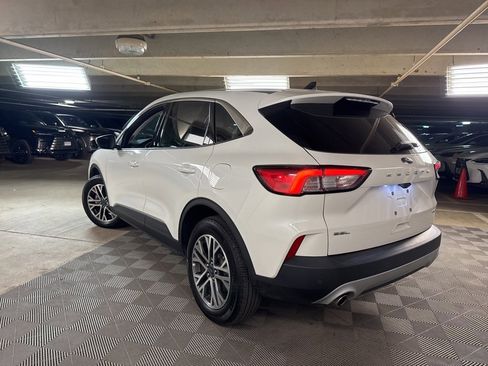 Used 2022 Ford Escape SEL image 5