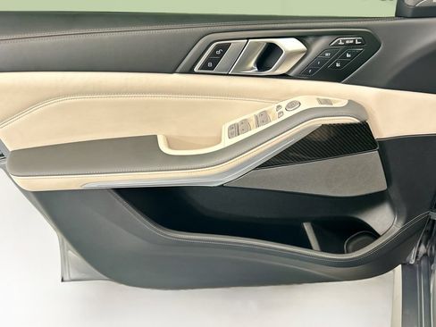 Used 2024 BMW X7 M60i w/ Executive Package AWD/4WD image 23