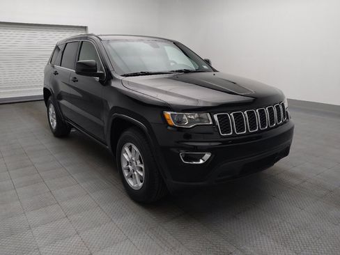 Used 2018 Jeep Grand Cherokee Laredo image 13