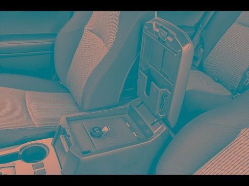 Used 2024 Toyota 4Runner SR5 image 29