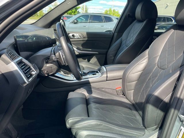 Certified 2024 BMW X5 xDrive40i w/ Premium Package AWD/4WD image 6