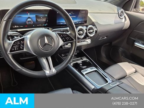 Used 2025 Mercedes-Benz GLA 250 image 8