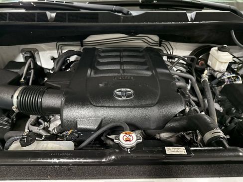 Used 2021 Toyota Tundra SR5 AWD/4WD image 24