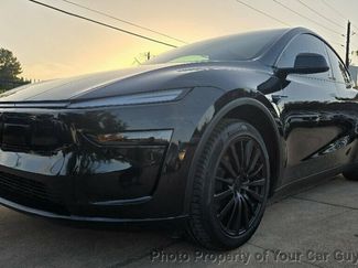 Used 2026 Tesla Model Y Long Range RWD video 1