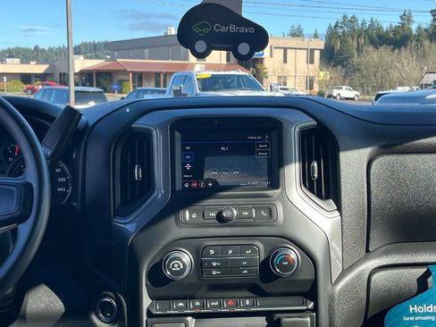 Used 2022 Chevrolet Silverado 1500 Custom image 13