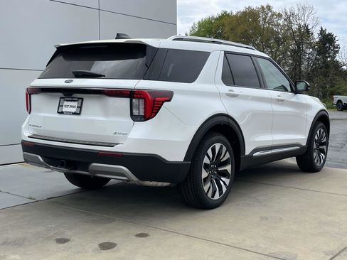 New 2026 Ford Explorer Platinum AWD/4WD image 4