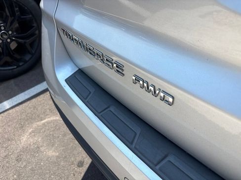 Used 2017 Chevrolet Traverse LT AWD/4WD image 9