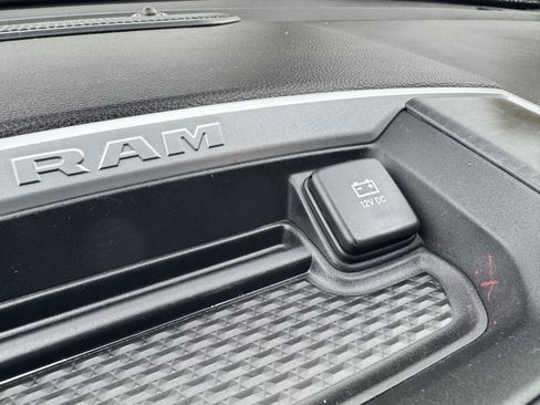 Used 2022 RAM 1500 Big Horn AWD/4WD image 31