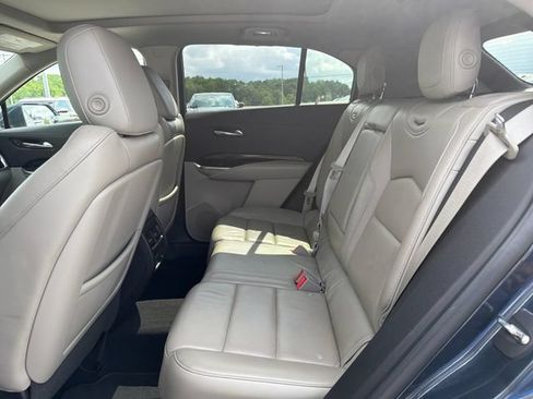 Used 2019 Cadillac XT4 Premium Luxury AWD/4WD image 37