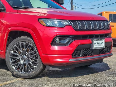 Certified 2022 Jeep Compass Limited AWD/4WD image 4