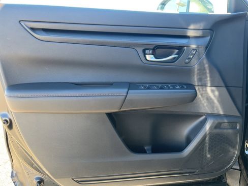 Used 2025 Honda CR-V Sport-L image 8