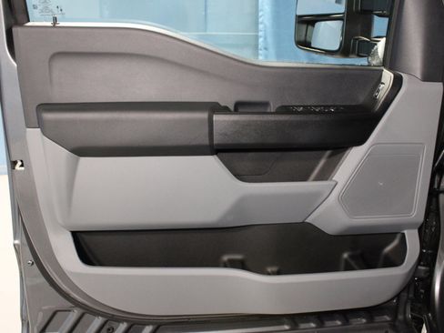 New 2025 Ford F250 XL w/ XL Driver Assist Package image 4