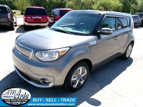 Used 2017 Kia Soul EV + w/ Sun & Fun Package FWD image 1