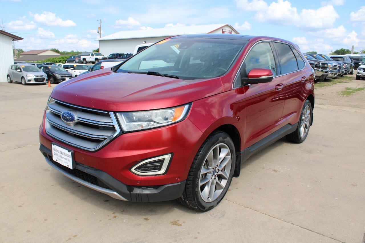 Used 2016 Ford Edge Titanium w/ Equipment Group 302A AWD/4WD image 2