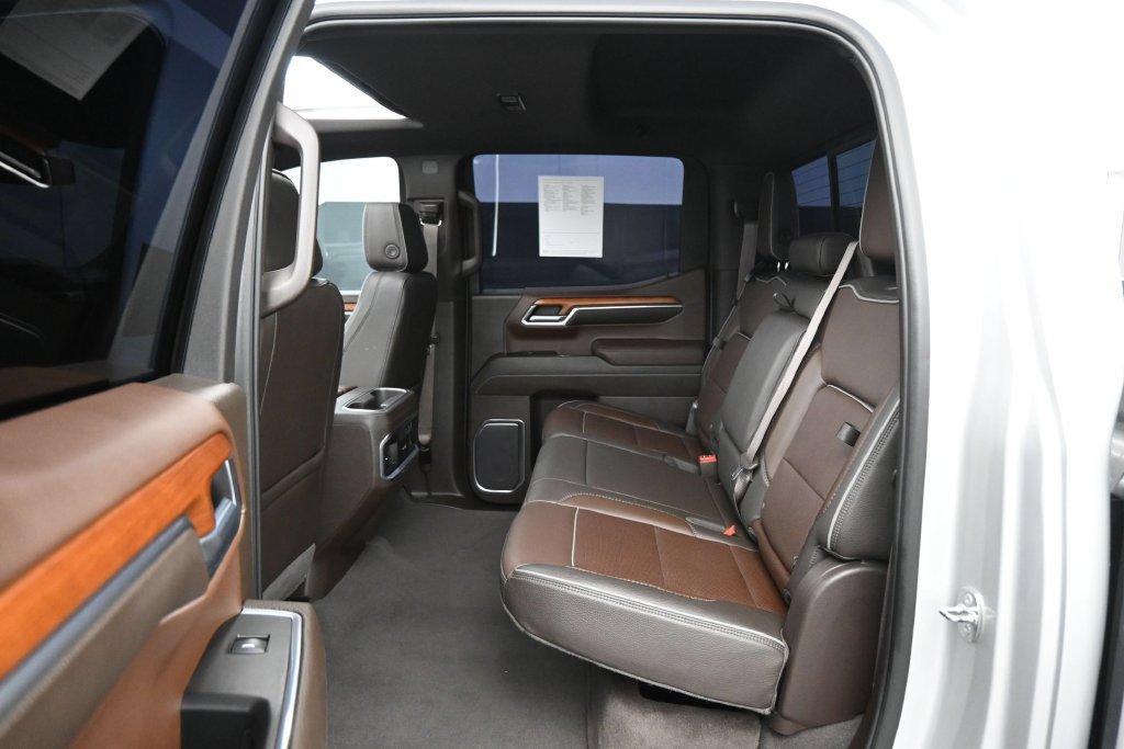 Used 2022 GMC Sierra 1500 Denali RWD image 17