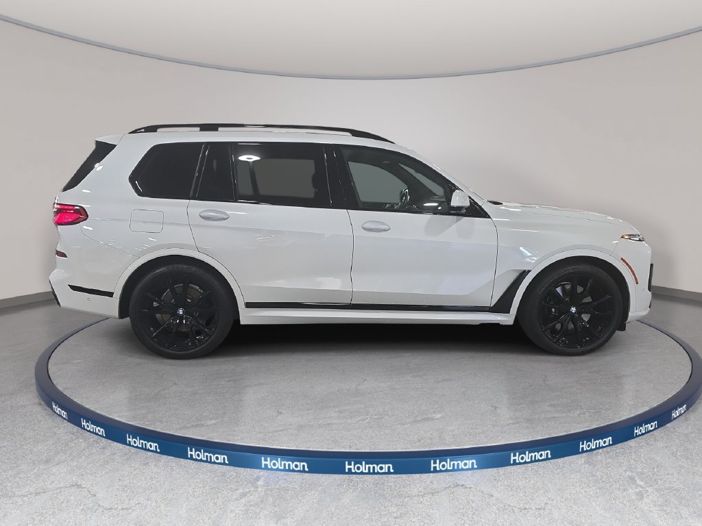 Certified 2024 BMW X7 xDrive40i w/ Executive Package AWD/4WD image 4