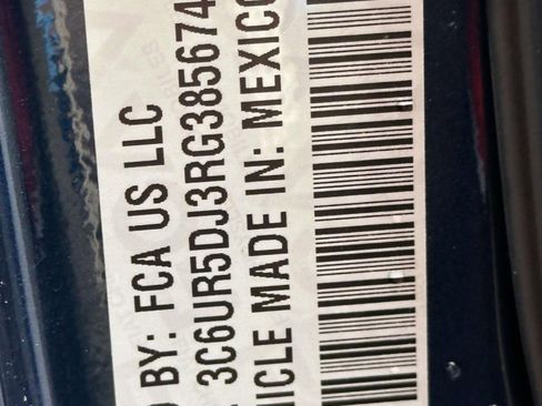 Used 2024 RAM 2500 Big Horn w/ Level 2 Equipment Group image 31