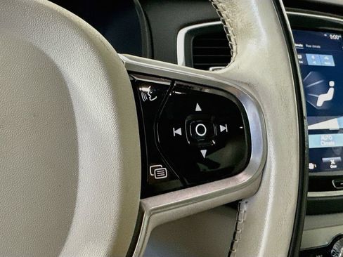 Used 2018 Volvo XC90 T6 Momentum w/ Convenience Package AWD/4WD image 26