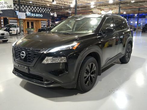 Used 2023 Nissan Rogue SV w/ SV Premium B Package AWD/4WD image 1