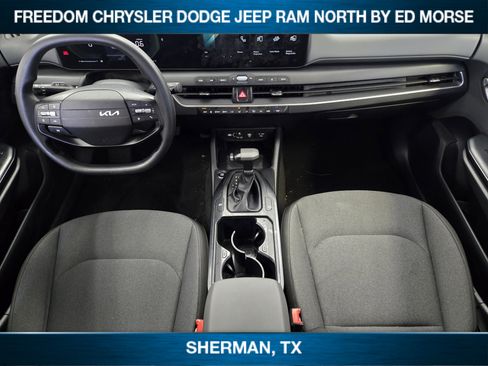 Used 2025 Kia K4 LXS image 19