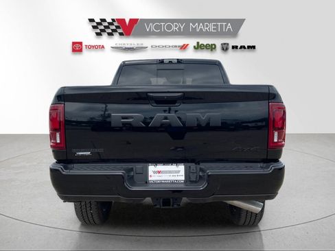 New 2026 RAM 2500 Big Horn AWD/4WD image 4