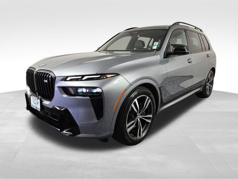 Used 2025 BMW X7 M60i AWD/4WD image 3