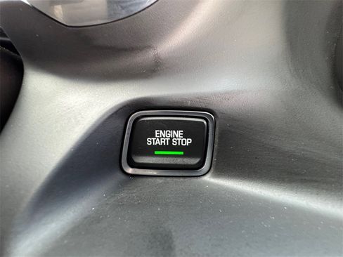 Used 2018 Chevrolet Camaro SS image 25