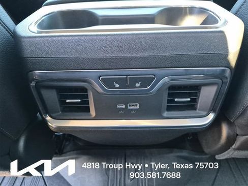 Used 2025 GMC Sierra 2500 Denali AWD/4WD image 26