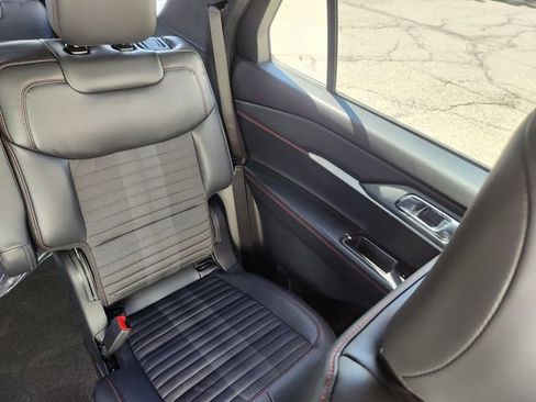 New 2026 Ford Explorer ST-Line w/ ST-Line Street Pack AWD/4WD image 15